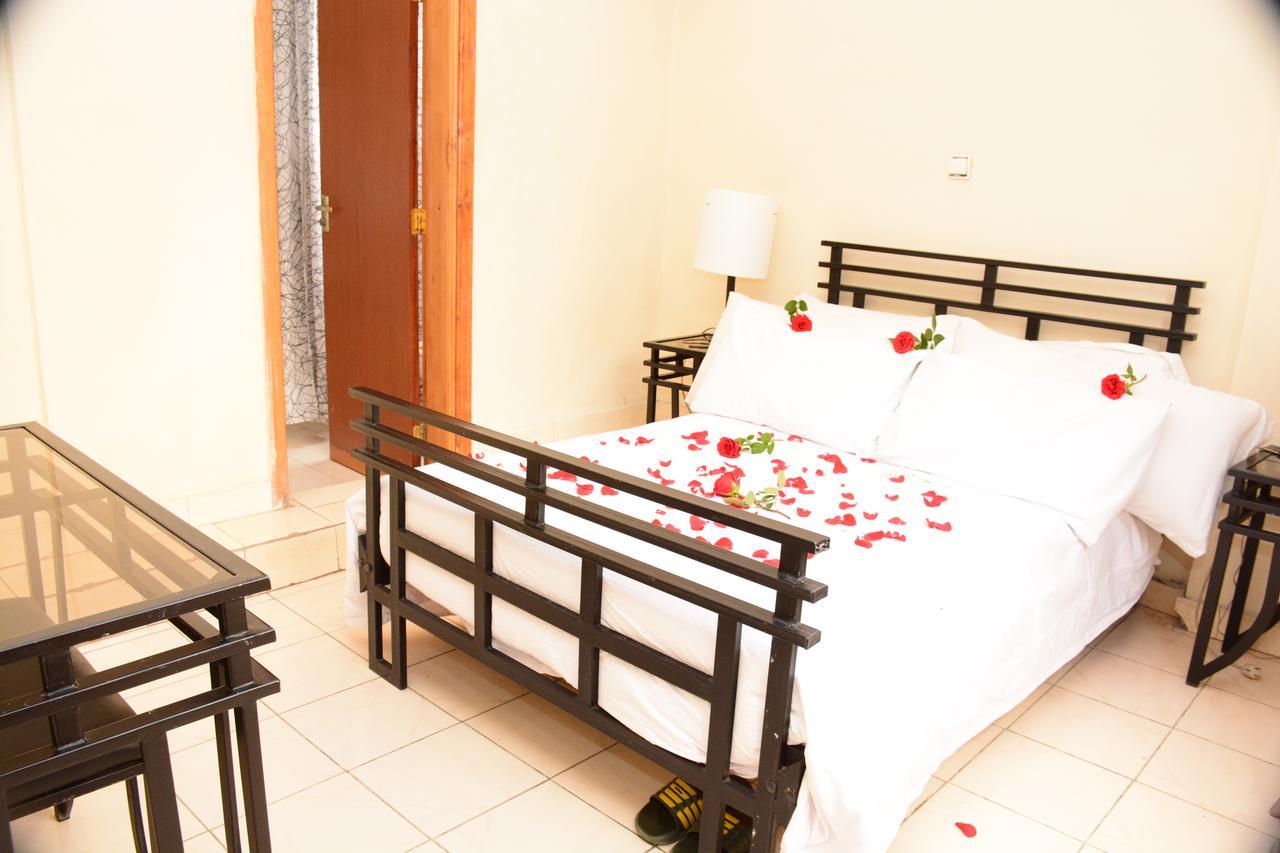 The Hive Guest House Addis Ababa Dış mekan fotoğraf
